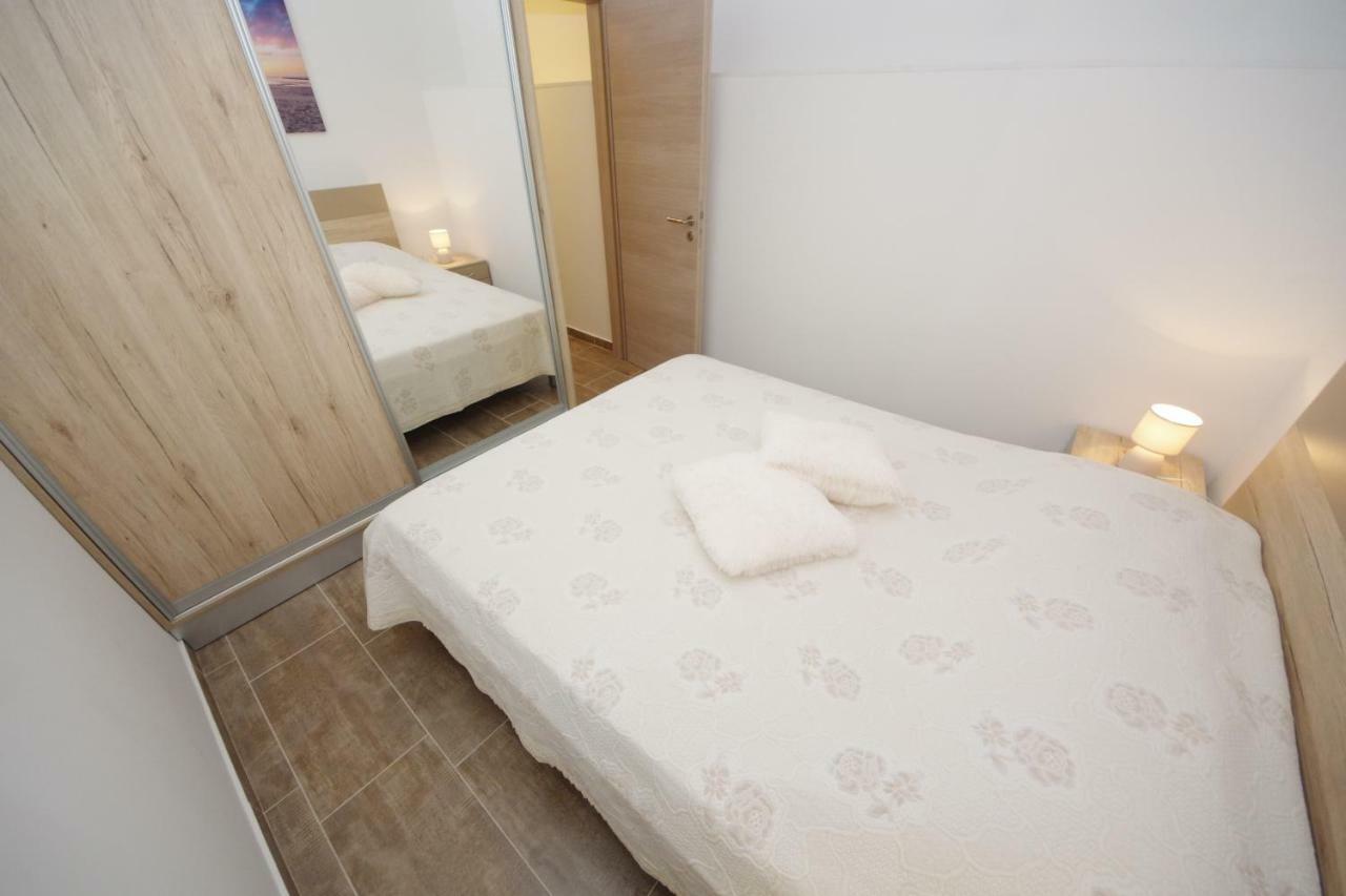 Apartamento Gabi 3 Zadar Exterior foto