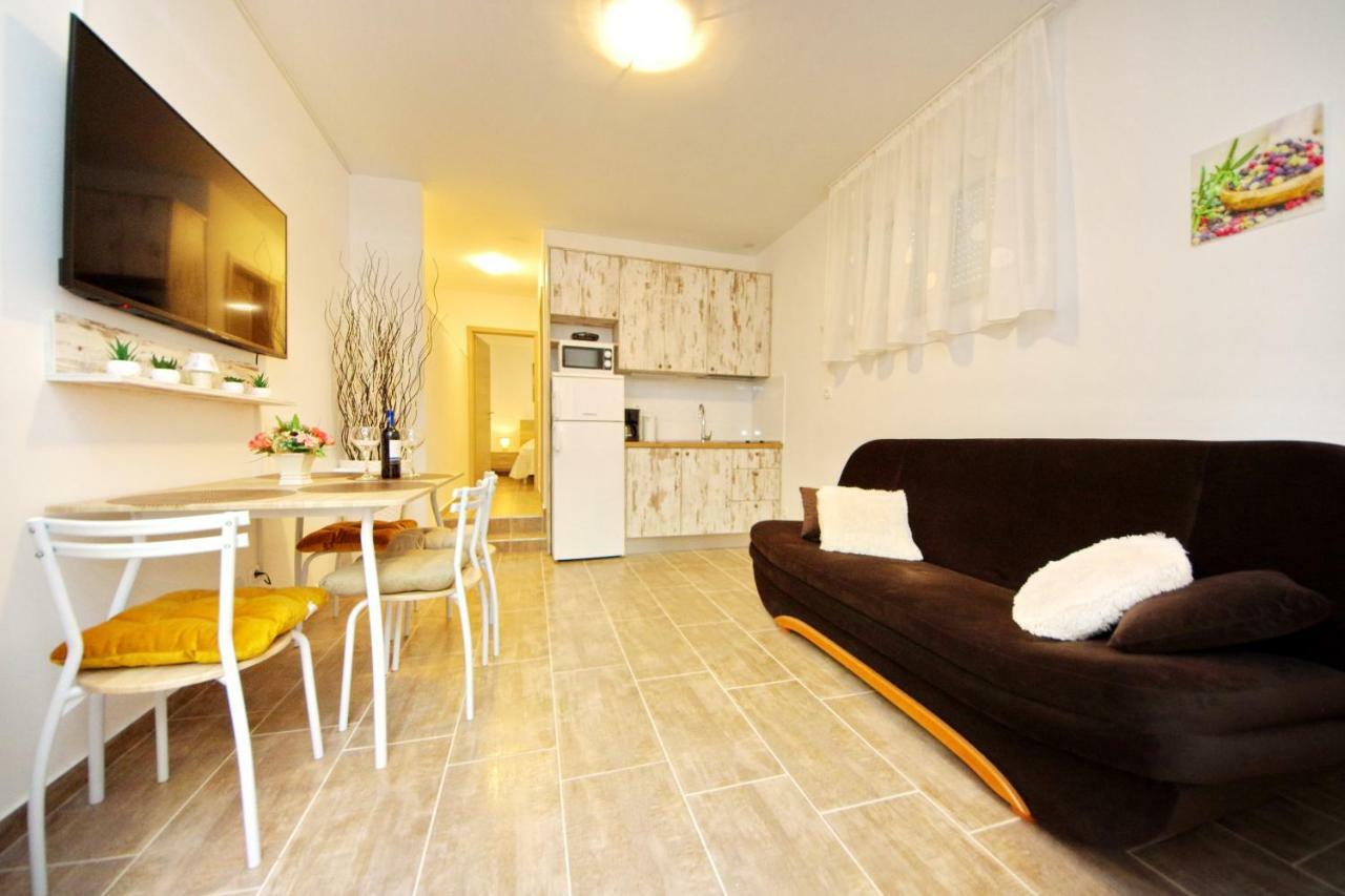 Apartamento Gabi 3 Zadar Exterior foto